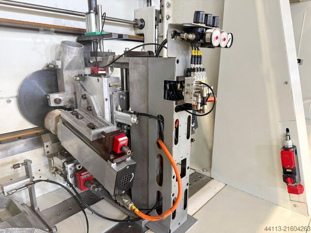 EINSEITIGE KANTENANLEIMMASCHINE (LINKS) IMA Novimat/Contour/I/G80/700/L20+