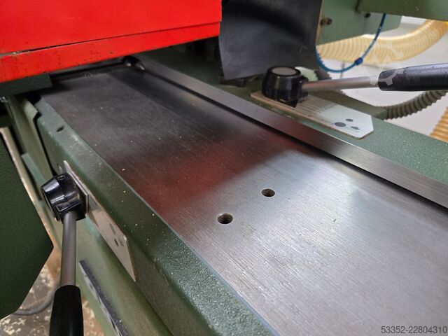 Four-sided planer guilliet 