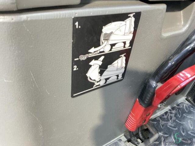 Kehrsaugmaschine Karcher B140R