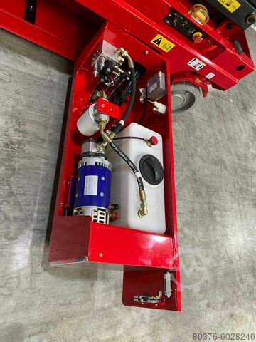 Scherenbühne Magni ES1412E