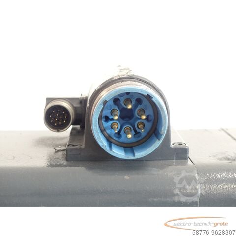 Control unit Siemens 1FT5076-0AF71-1 - Z SN:YFR524263501001 mit Binder 77 60013A00 Bremse