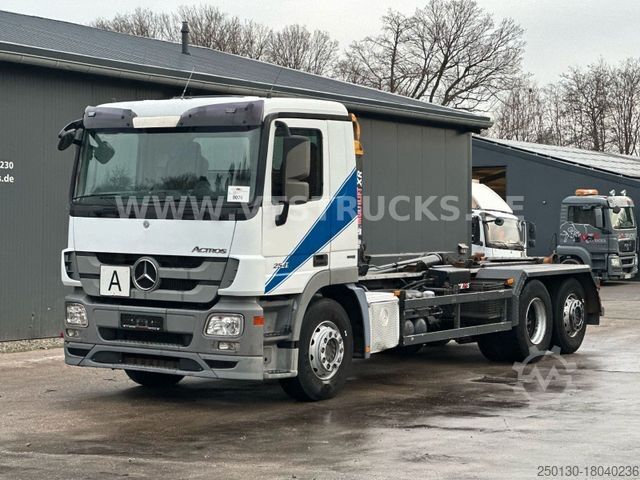 Abrollkipper MERCEDES-BENZ Actros 2541 6x2 Euro5 HIAB-Abrollkipper