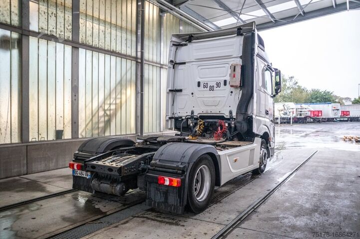 Standard tractor MERCEDES ACTROS 1845LS+E6+VOITH