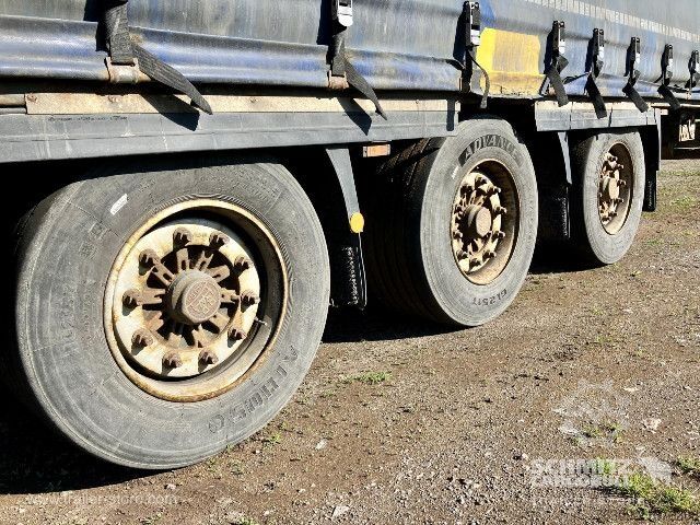 Open semitrailer with tarp Krone Curtainsider Mega