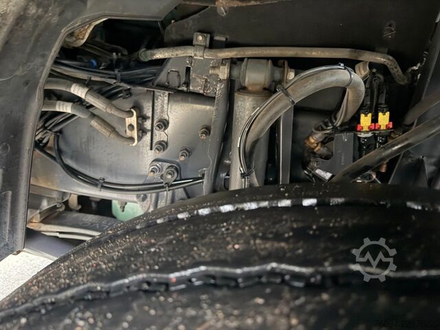 Autokran VOLVO FMX 460 6x4 liftachse Abrollkipper KRAN 13m FUNK