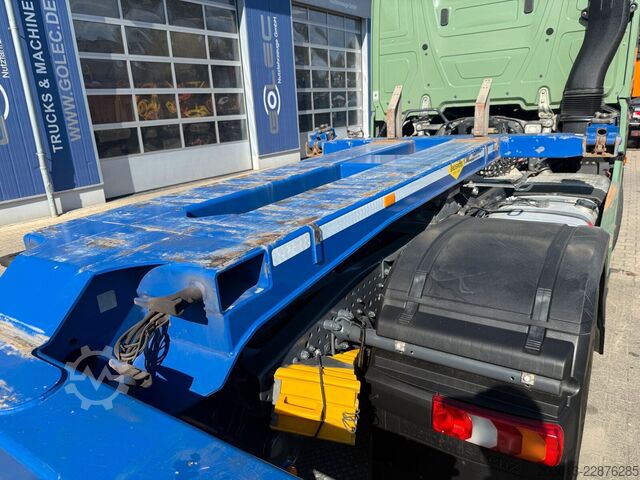 Auflieger-Wechselfahrgestell BROSHUIS MFCC-HD L2C8 Containerauflieger