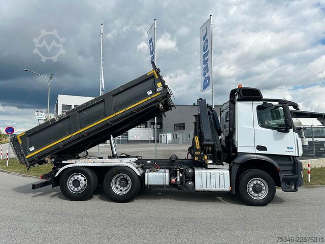 Dreiseitenkipper LKW MERCEDES-BENZ Arocs 2545 Kipper/Kran/6x4-4/Lenkachse/128 tkm