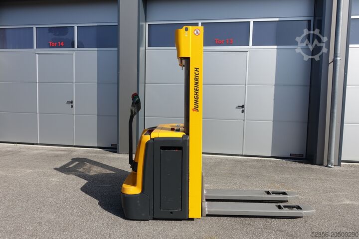 Pallet stacker Jungheinrich EJC 216z Triplex Elektro Hochhubwagen