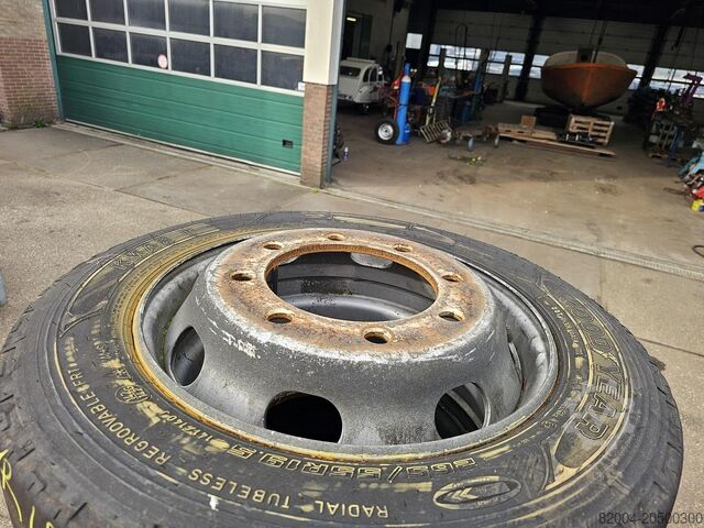 Low loader GOODYEAR K MAX T | 265/55 R 19.5 | trailer tire | with r...