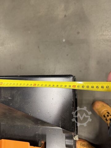 Schwerlastregal Nedcon Flankenschutz Leitplanke