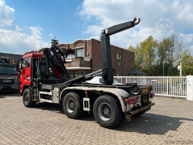 Roll-off tipper truck MAN 32.400 Abroller +HMF Kran +Greifer +Lenkachse