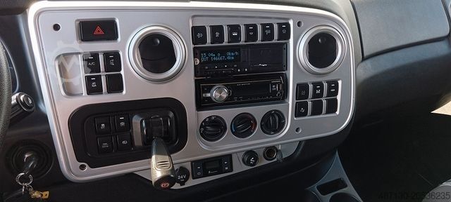 Standard tractor unit FORD 1848T