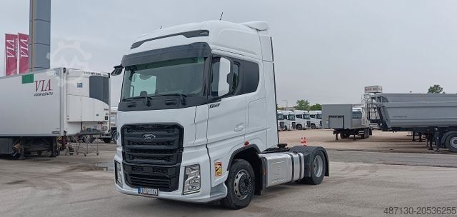 Standard tractor unit FORD F-MAX 500