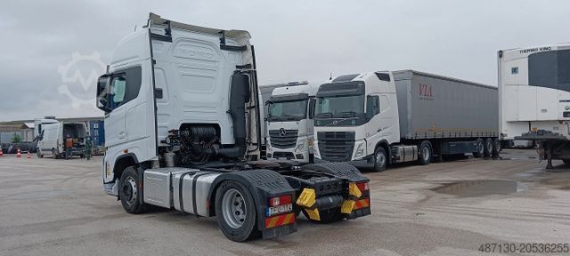 Standard tractor unit FORD F-MAX 500