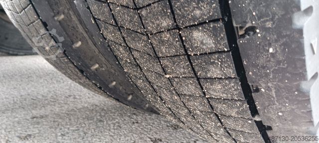 Standard tractor unit FORD F-MAX 500