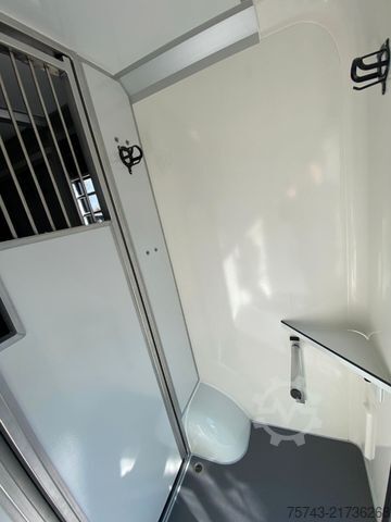 Livestock transporter RENAULT Master STX  Haras AUTOM. NEW MODEL 2025