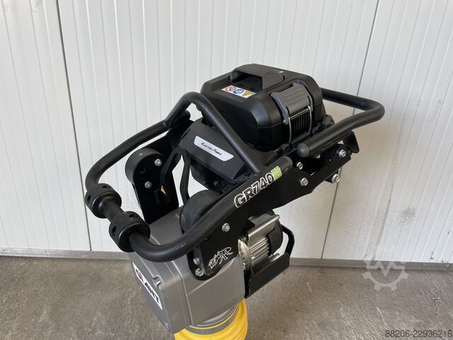 Giant GR740 E electric vibratory rammer DEMO GIANT GR740 E trilstamper DEMO electrisch