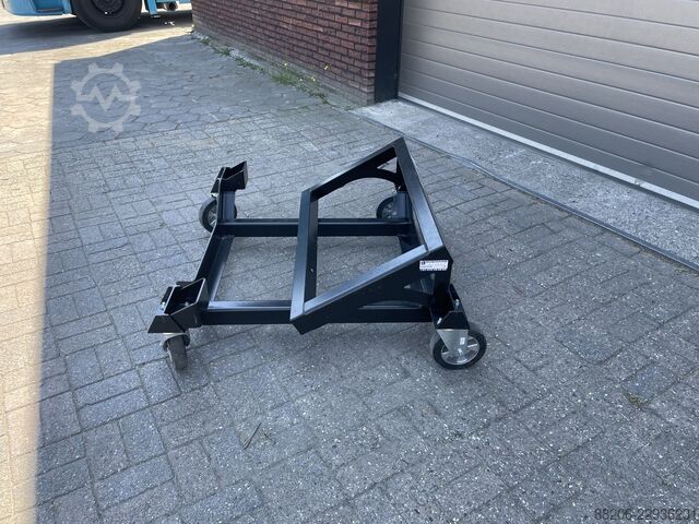 Giant VOLUME BUCKET BODY 1,100 mm to 1,750 mm GIANT VOLUMEBAK KAR 1.100 mm t/m 1.750 mm