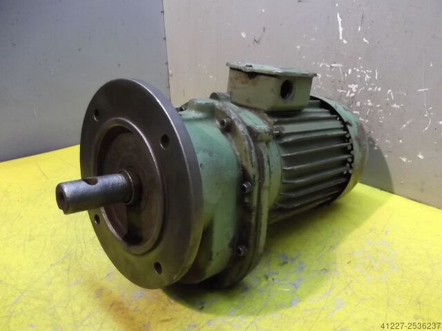 Gear motor 1.1 kW 315 rpm VEM Z2KR90,2/4 Z2KRA90,3/4