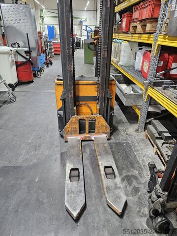 Low-lift pallet truck Still-Wagner EGV 1600