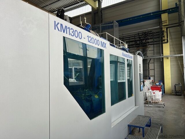 Spritzgießmaschine KraussMaffei KM 1300-12000 MX inkl. KUKA Roboter