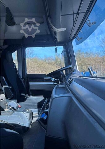 Standard tractor unit MAN TGX 18.440