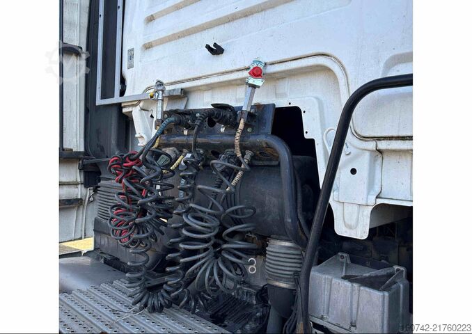 Standard tractor unit MAN TGX 18.440