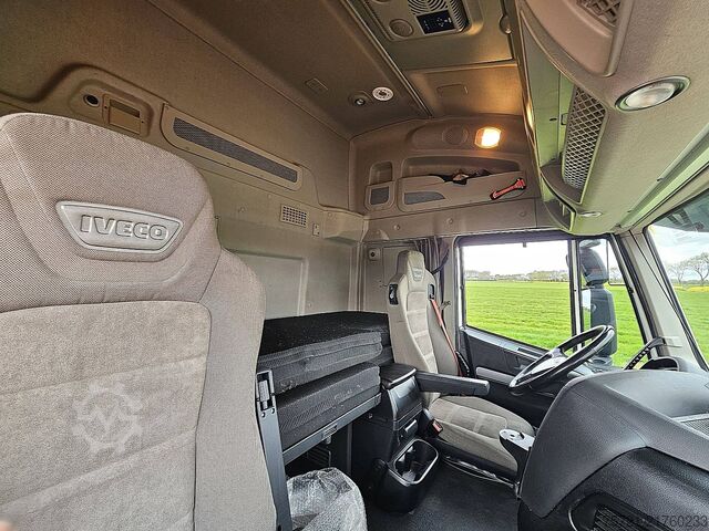 BDF system IVECO AS260S42 STRALIS