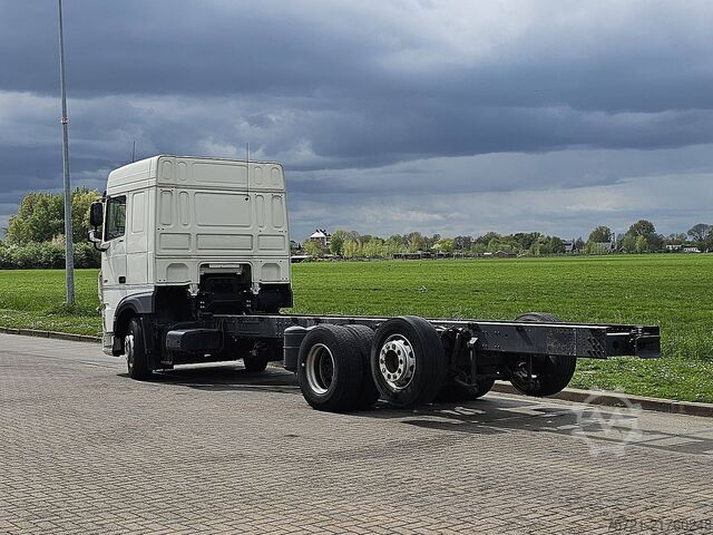 Chassis with cab DAF XF 480 6x2*4