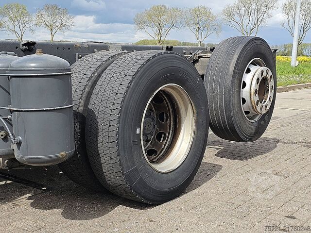 Fahrgestell mit Fahrerhaus DAF XF 480 6x2*4