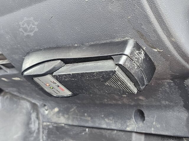 Platform trailer SCANIA P410 HIAB 258EP5