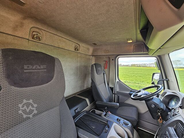 Chassis with cab DAF LF 250 16T