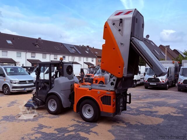 Road sweeper Hako Citymaster 1600 4x4 Kehrm. Service Neu