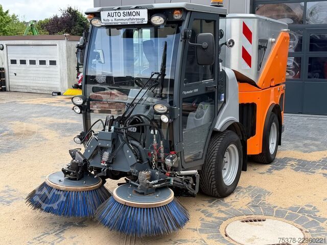 Road sweeper Hako Citymaster 1600 4x4 Kehrm. Service Neu