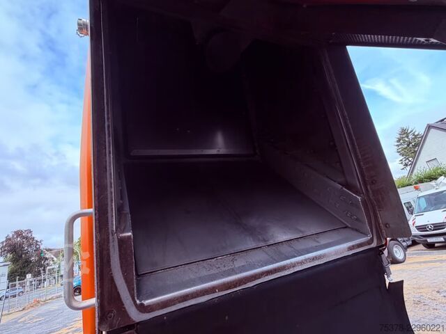 Road sweeper Hako Citymaster 1600 4x4 Kehrm. Service Neu