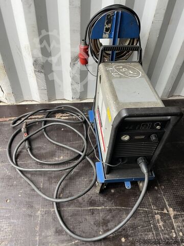 Plasma cutting tool Hypertherm Powermax800