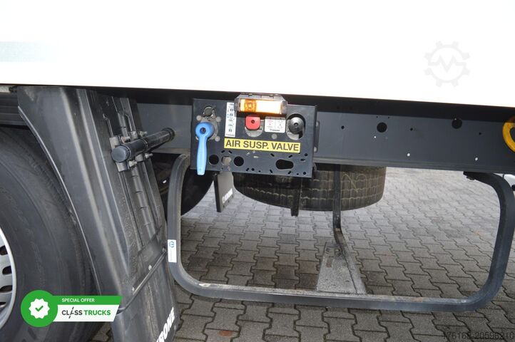 Kühlsattelauflieger KRONE SDR Cool Liner FP 60 ThermoKing SLXi 300