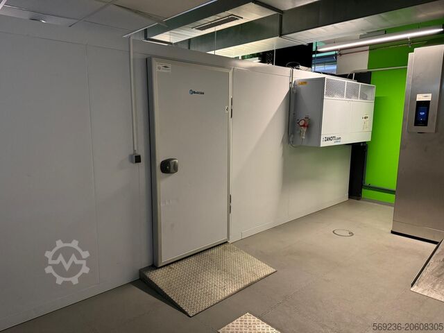 Refrigerated container Zanotti Kühlzelle 50 Qm + 2 Kühlaggregate
