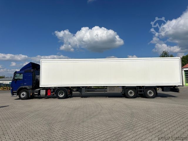 Standard tractor unit VOLVO FM 380 / Schmitz / 3 Kammer / Carrier ICELAND