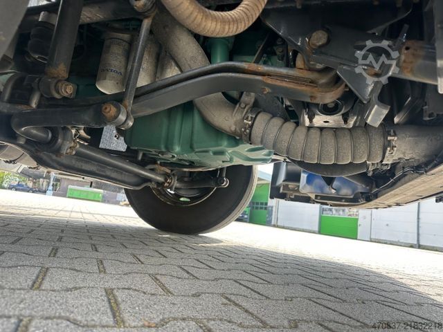 Standard tractor unit VOLVO FM 380 / Schmitz / 3 Kammer / Carrier ICELAND