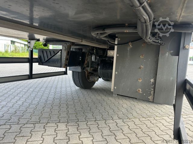 Standard tractor unit VOLVO FM 380 / Schmitz / 3 Kammer / Carrier ICELAND