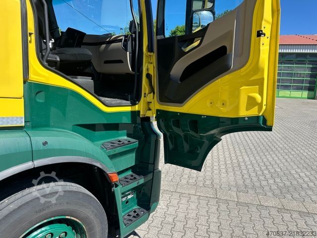 Kühlkoffer-LKW MERCEDES-BENZ Actros 2542 / Heizung / Blumen / LBW