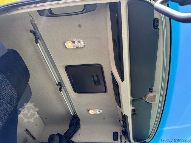 Kühlkoffer-LKW MERCEDES-BENZ Actros 2542 / Heizung / Blumen / LBW