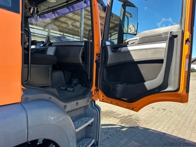 Garbage truck MAN TGS 26.320 / Haller / Sperrmüll