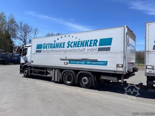 LKW mit Getränkeaufbau MERCEDES-BENZ MB Antos Getränkeaufbau Schwenkwand Ladebordwand