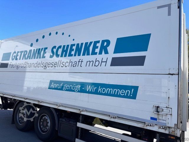 Beverage trailer ORTEN ag18t Anhänger gür Getränke mit Ladebordwand.