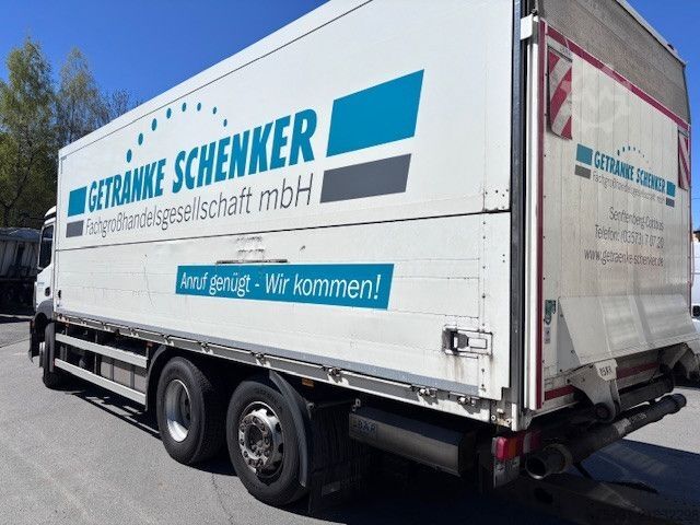 Beverage truck MERCEDES-BENZ Actros 5 mit Schwenwandkoffer und Ladebordwand