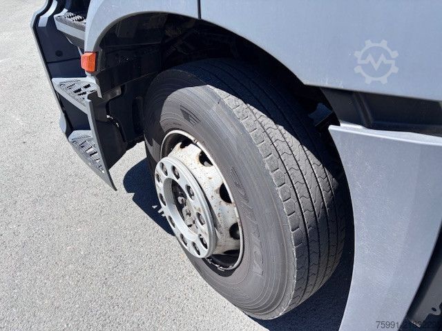 Beverage truck MERCEDES-BENZ Actros 5 mit Schwenwandkoffer und Ladebordwand