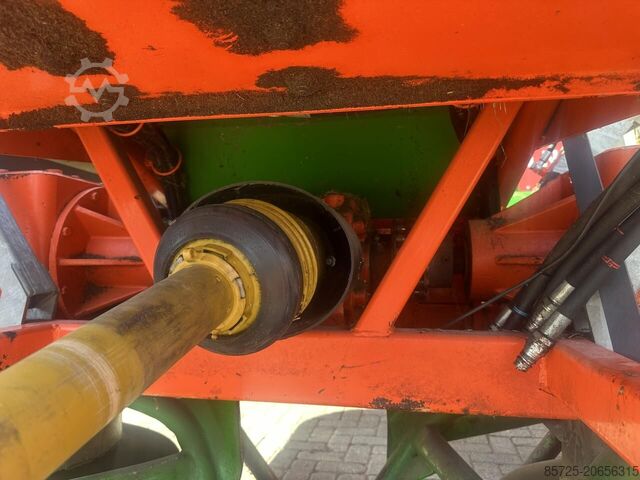 Bale chopper  Kuilverdeler Viking