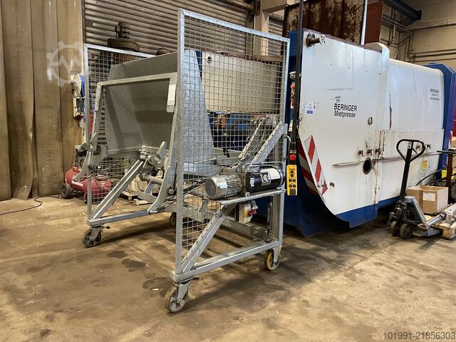 Press container Beringer HKV 240 / 1100